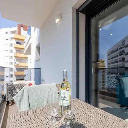 Apartment Brandy