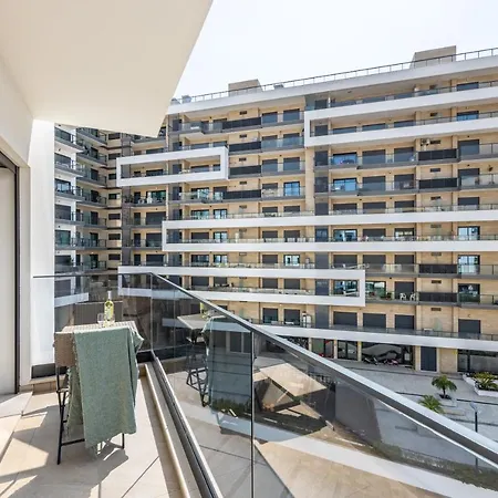 Apartment Brandy